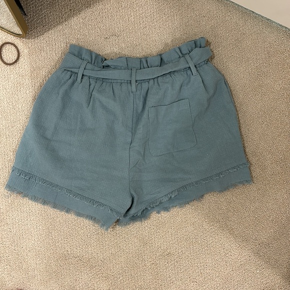 New in teal short/top set - Picture 3 of 6